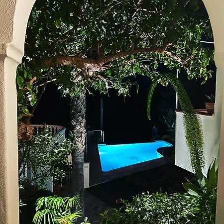 Cala Xuclar Пуртинач